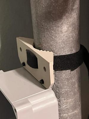 Lead’s Carlon Enclosure Bracket with Velcro Option