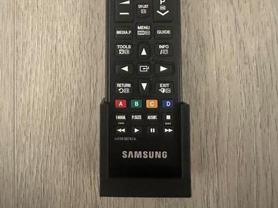 Remote control cradle for Samsung televisions