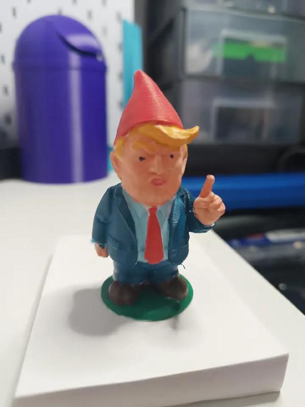 Garden Gnome Trump – make the garden great again