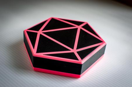 Icosahedron Shaped Dice Box