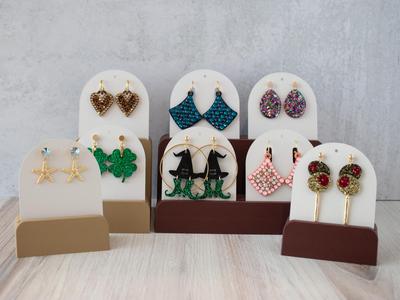 Card Display (Jewelry / Pokemon / Baseball / etc.)