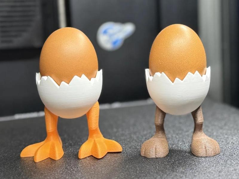 EGG HOLDER WITH LEGS (CHICKEN + BUNNY VERSION)