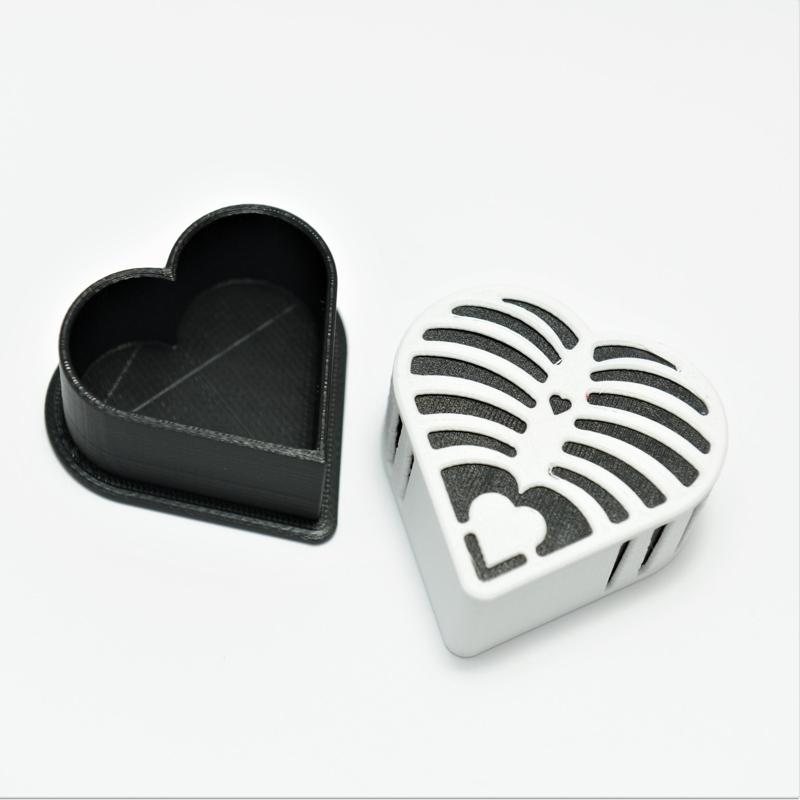 Skeleton Heart Box