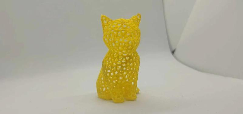 Voronoi low poly cute cat