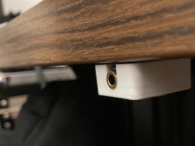 3.5mm Audio Jack Table Mount (deleyCON)