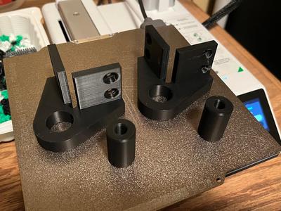 Corner Clamp fixture for MFT table 3/4″ dog holes