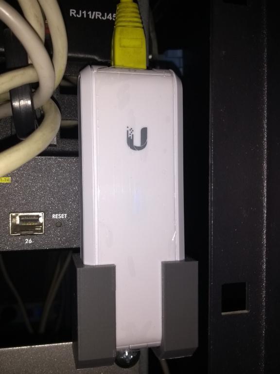 Ubiquiti Unifi CloudKey 19″ Rack Bracket