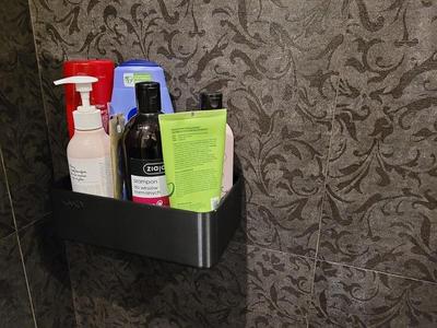 Shower basket