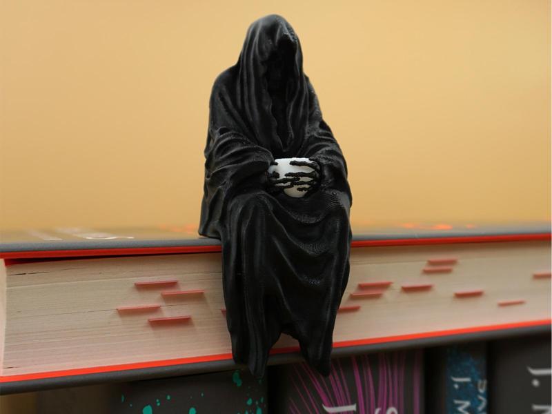 Sitting Grim Reaper with Teacup | (Book)shelf Deco