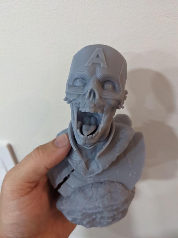 Zombie Cap Bust (Statue)