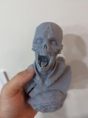 Zombie Cap Bust (Statue)
