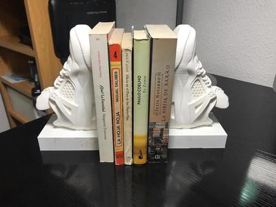 Jordan IV book stand