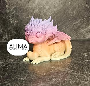 majestic baby dragon – heart design