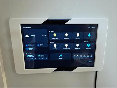 Amazon Fire 10 HD tablet (2023) wall mount