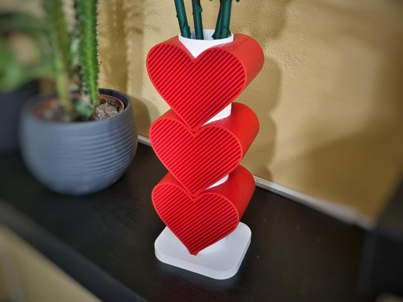Heart vase