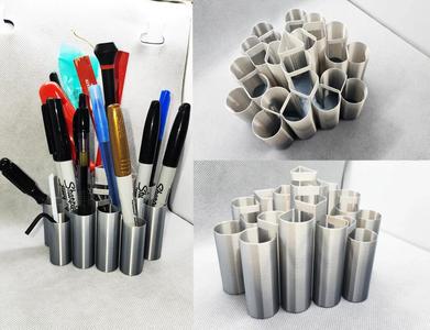 Multicellular pen/brush holder vase mode