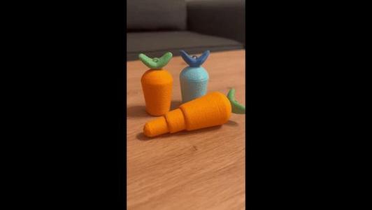 Carrot Articulated Keychain 🥕