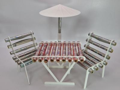 Garden Chill Set – Held Together by Banknotes