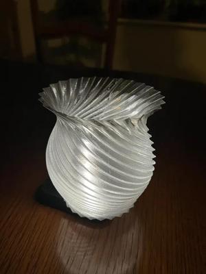 Spiral vase