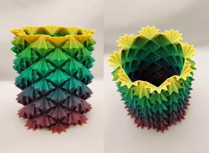 Pineapple 440 Point Spiral Vase