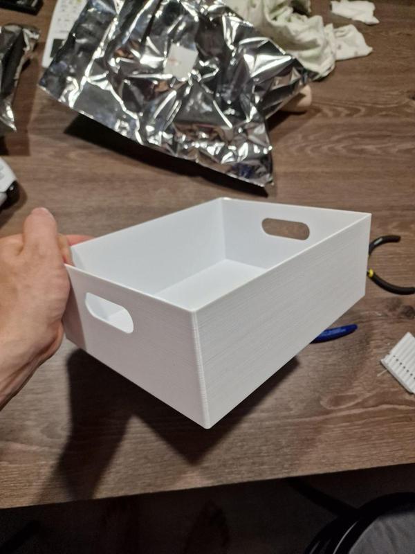 Storage box v1