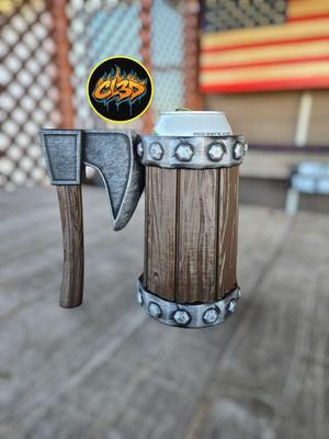 Rusty Axe Stein Can Koozie