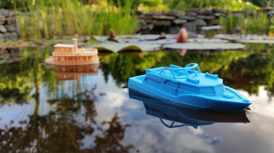 CHRIS – The Motor Cruiser (Easy to print)