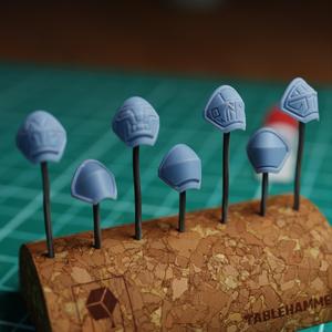 Runic shoulder pads for power armour (dwarves/humans) – Bits