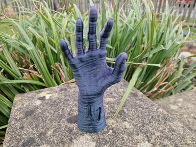 Zombie Hand Controller Stand 2