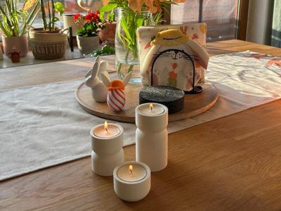 Tealight holder