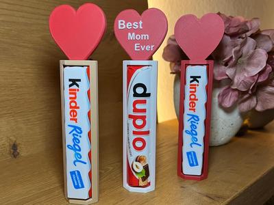 Duplo and Kinderriegel Holder with Heart