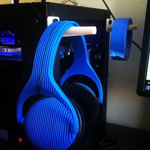 Makerbot Replicator Headphone/Tape Rack