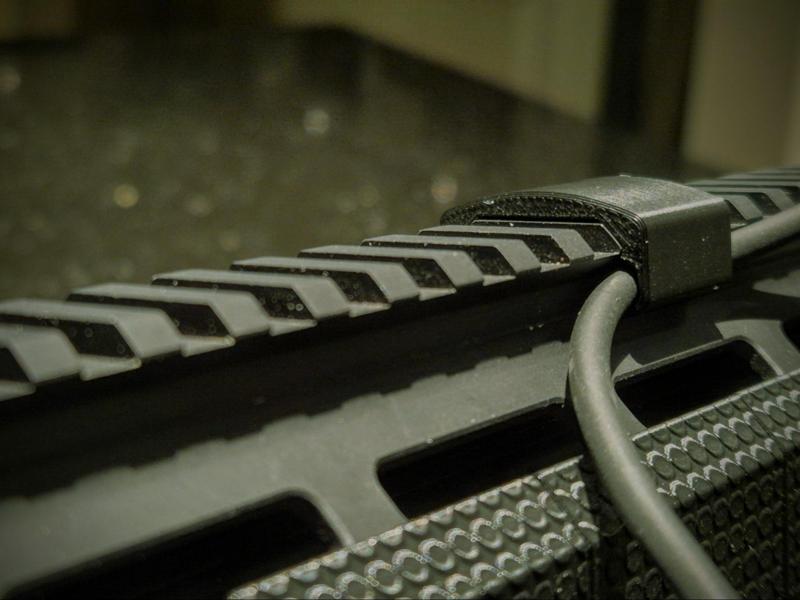 Picatinny Rail Cover With Cable Management V1