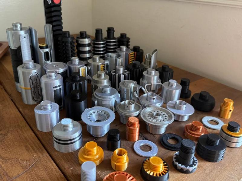 Build Your Own Lightsaber, Parts Collection 1   