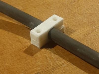 A simple cable clamp in sizes 9.5, 7, 5 and 3mm