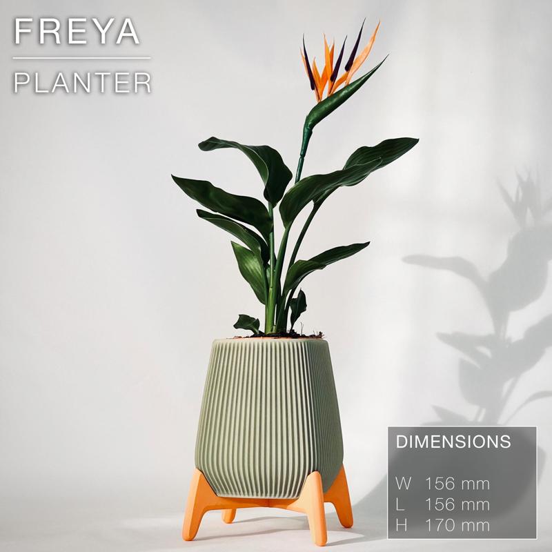 FREYA  |  Standing Planter Pot