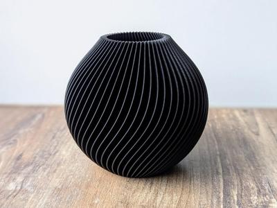 Spiral Bowl Vase | by bixi | Flower decoration
