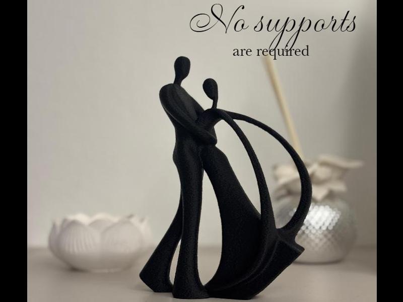 Statue of a dancing couple
