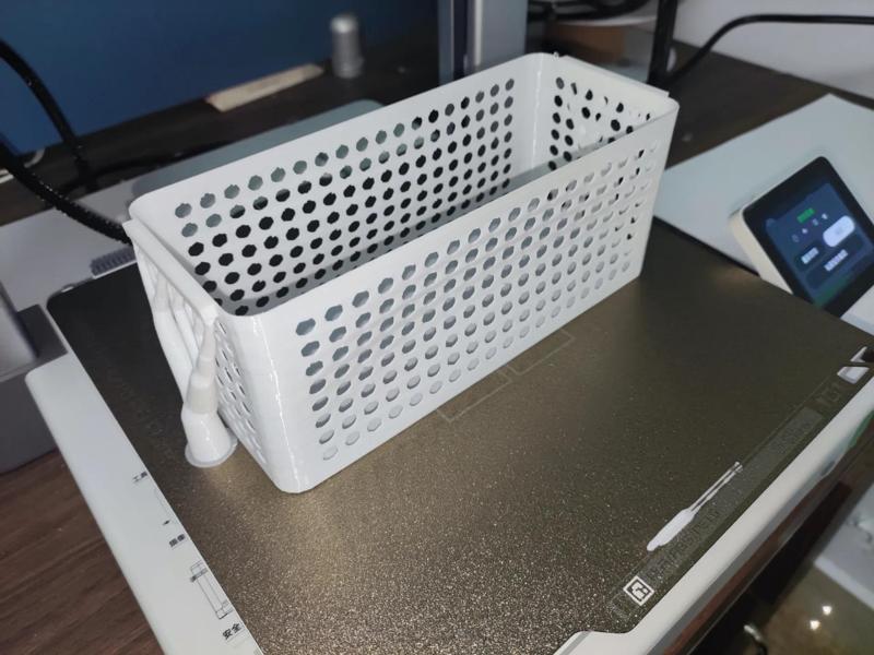 Desktop Stationery Organizer