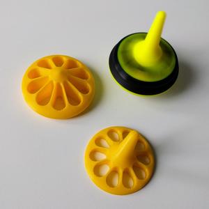 SPINNING TOP 03