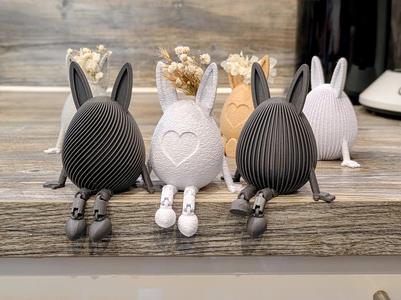 Easter Bunny Egg articulated leg (Heart / Stripes)
