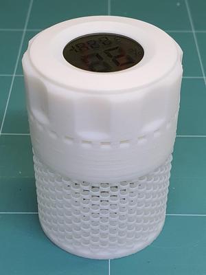 In-spool dessicant container with hygrometer – stronger weave, vented lid