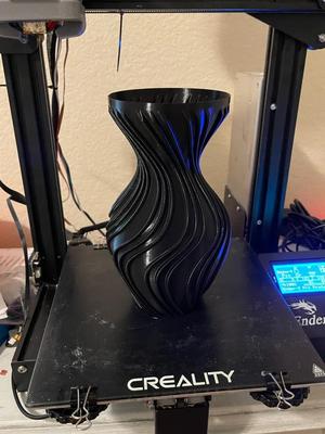 Twisted Vase – VASEMODE