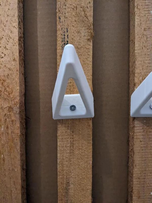 Simple and Strong Wall Hook