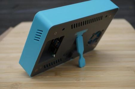 Raspberry Pi Touch Display 2 Housing Plain – Horizontal – RPi5 by Nerdiy.de