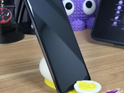 Runny Egg Phone Holder