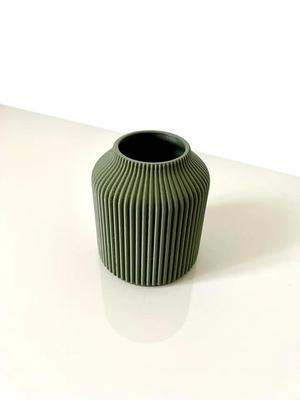Minimalistic modern vase – pot planter