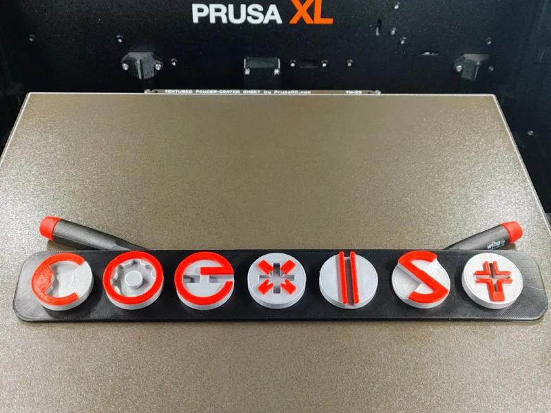 Screw Drives Coexist