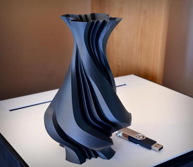 Vase 857