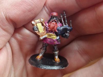 Bard Dwarf miniature for DnD